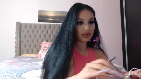 Lisa online show from 11/02/25, 08:11