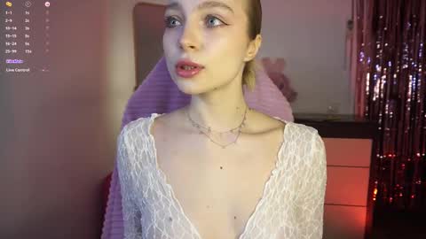 Lisa online show from 03/04/25, 09:18