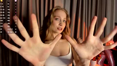 Lisa online show from 05/14/26, 02:02