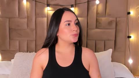 Snapshot of lisa_baker1 chatting on 03/07/25, 04:02 Lisa Baker online show from 03/07/25, 04:02