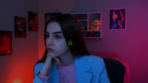 Snapshot of lisa_dark_ chatting on 04/28/26, 11:04 Lisa online show from 04/28/26, 11:04