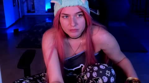 lisa_elfy online show from 02/11/25, 11:01