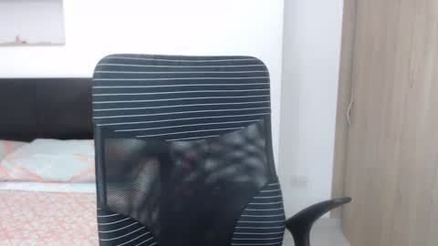 Snapshot of lisa_g07 chatting on 02/28/25, 02:42 Lisa Santos online show from 02/28/25, 02:42