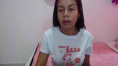 Snapshot of lisa_g07 chatting on 10/16/25, 03:35 Lisa Santos online show from 10/16/25, 03:35