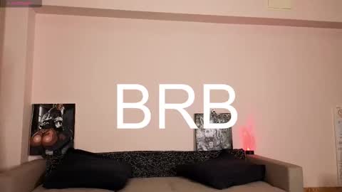 Snapshot of lisa_juicy chatting on 10/24/25, 02:24 Liza online show from 10/24/25, 02:24