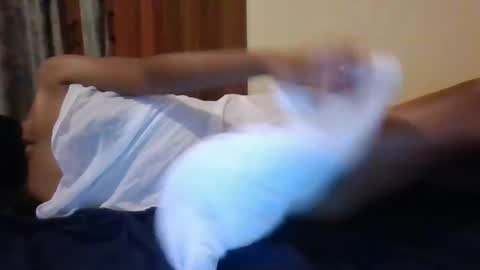 Snapshot of lisa_larry chatting on 01/04/25, 01:10 lisa larry online show from 01/04/25, 01:10