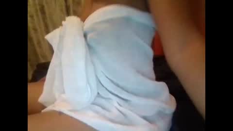 Snapshot of lisa_larry chatting on 01/19/25, 02:04 lisa larry online show from 01/19/25, 02:04