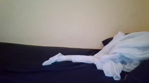 Snapshot of lisa_larry chatting on 02/12/25, 04:33 lisa larry online show from 02/12/25, 04:33