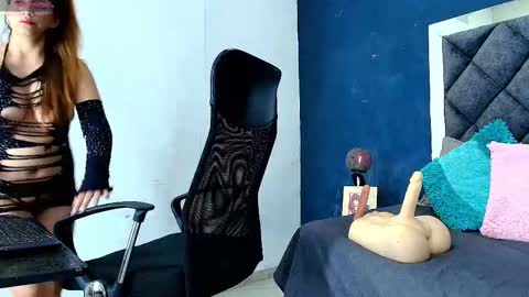 lisa_louis online show from 10/12/25, 11:15