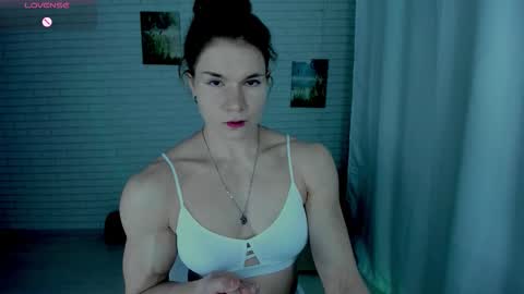 Snapshot of lisa_ree_ chatting on 02/26/26, 01:04 lisa online show from 02/26/26, 01:04