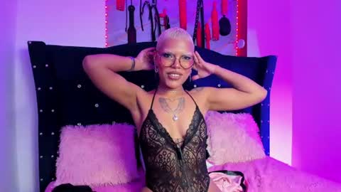 lisa_silver_star online show from 06/17/26, 03:57