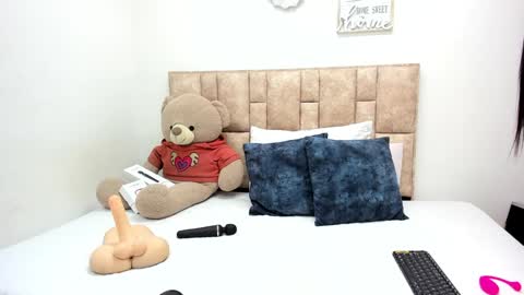 Snapshot of lisa_will chatting on 02/07/25, 03:08 lisa will online show from 02/07/25, 03:08