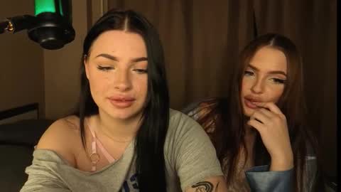 Lisa and Den online show from 11/05/25, 12:16