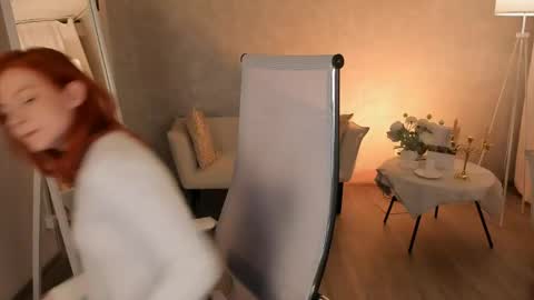 Snapshot of lisaaris chatting on 04/22/26, 03:57 Lisa Aris online show from 04/22/26, 03:57