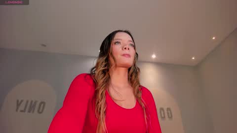 Snapshot of lisaflowersx chatting on 03/21/26, 10:53 Lisa Flowers online show from 03/21/26, 10:53