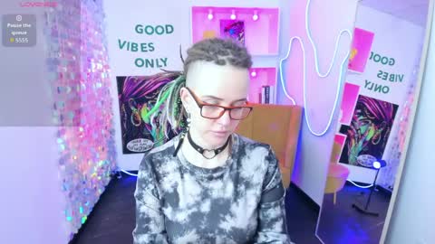 Lisa online show from 04/02/26, 05:27