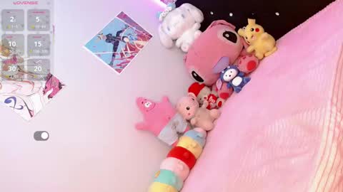 Snapshot of lisahadidd chatting on 12/14/25, 08:20 lisahadidd online show from 12/14/25, 08:20