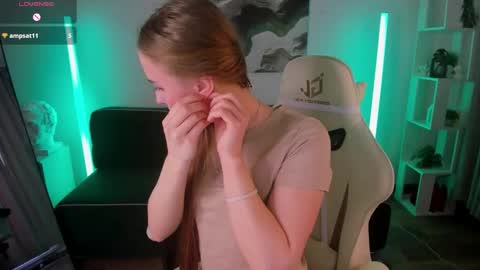 Lisa online show from 02/24/26, 08:01