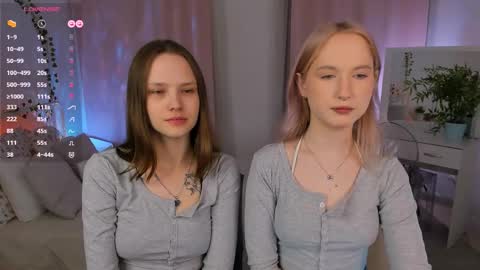 Lisa blonde  Alisa brunette online show from 05/02/26, 09:31