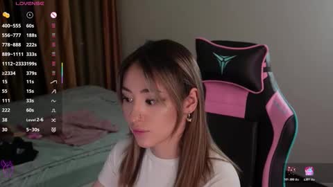 Snapshot of lisamayson chatting on 10/31/25, 03:13 LISA online show from 10/31/25, 03:13