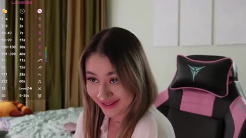 Snapshot of lisamayson chatting on 11/08/25, 03:45 LISA online show from 11/08/25, 03:45