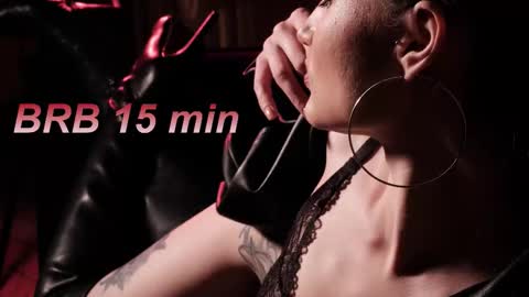 Lisa Moore online show from 03/07/26, 07:27