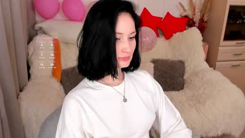 Snapshot of lisamooore chatting on 04/19/26, 06:10 Lisa Moore online show from 04/19/26, 06:10