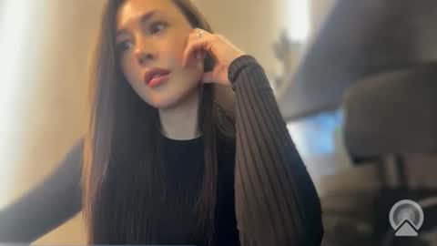 Snapshot of lisandriaaa chatting on 05/03/26, 12:44 lisandriaaa online show from 05/03/26, 12:44