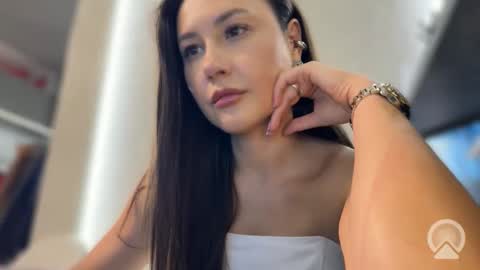 lisandriaaa online show from 06/04/26, 01:39