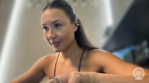 lisandriaaa online show from 06/25/26, 02:43