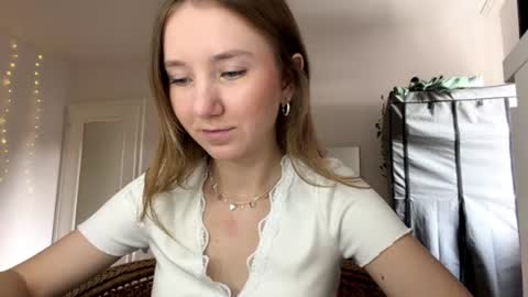 Snapshot of lisasmall chatting on 07/24/26, 04:38 lisasmall online show from 07/24/26, 04:38