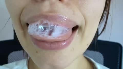 Lisbet online show from 09/14/25, 09:14