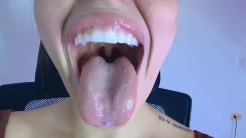 Lisbet online show from 11/11/25, 08:53