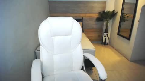 Liseth Fox online show from 12/26/24, 04:14