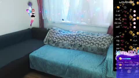 Snapshot of lisetmonro_ chatting on 02/14/25, 01:29 Hellomy name is Liset online show from 02/14/25, 01:29
