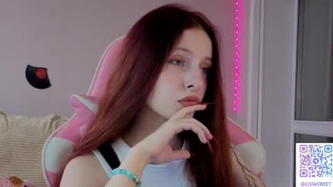 Snapshot of lisiasweet chatting on 01/15/26, 04:22 Lika online show from 01/15/26, 04:22