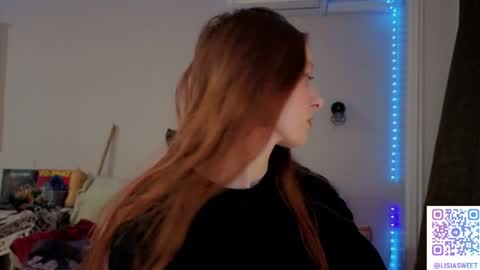 Snapshot of lisiasweet chatting on 04/03/26, 02:15 Lika online show from 04/03/26, 02:15