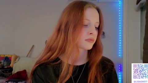 Snapshot of lisiasweet chatting on 04/06/26, 02:07 Lika online show from 04/06/26, 02:07