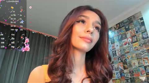 Snapshot of lisochan chatting on 12/17/25, 10:10 Liso online show from 12/17/25, 10:10