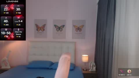 Andrea online show from 12/17/24, 12:33