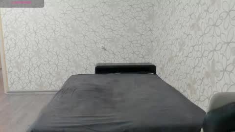 Snapshot of lissa_cristal_ chatting on 11/26/25, 10:16 lissa_cristal_ online show from 11/26/25, 10:16