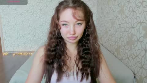 Snapshot of lissa_cristal_ chatting on 04/22/26, 09:22 lissa_cristal_ online show from 04/22/26, 09:22