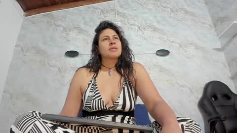 Lisa online show from 01/21/25, 02:54