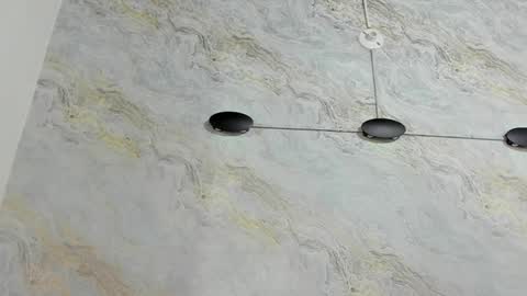 Lisa online show from 02/04/25, 09:07