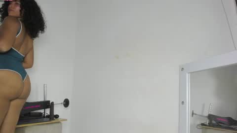 Snapshot of lissa_petitee chatting on 06/20/26, 12:58 lissa_petitee online show from 06/20/26, 12:58