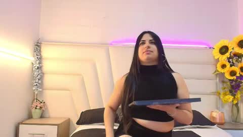 Lissa whitte online show from 11/17/25, 01:50