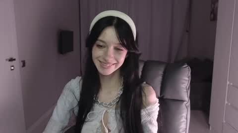 Snapshot of lissaelison chatting on 03/19/26, 10:47 lissaelison online show from 03/19/26, 10:47