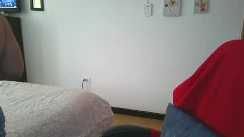 Snapshot of lissafeethot chatting on 06/16/26, 08:44 Lissafeethot online show from 06/16/26, 08:44