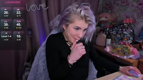 Lissa online show from 12/17/24, 08:43