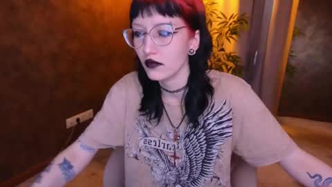 lissaros online show from 02/12/25, 07:44